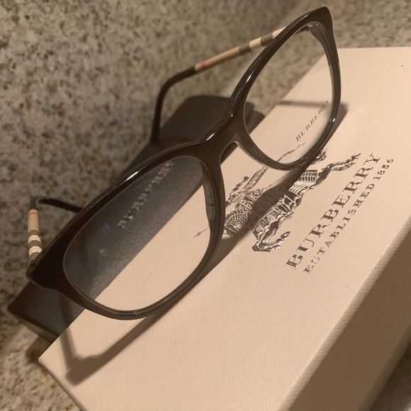 🤓💎NEW BURBERRY FRAMES🤓W/ ORIGINAL CASE/BOX💎🤓 - Picture 6 of 16